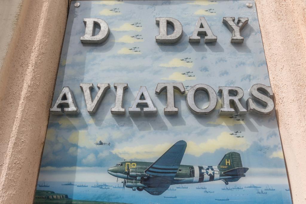Dday Aviators Ξενοδοχείο Αρρομάνς Εξωτερικό φωτογραφία